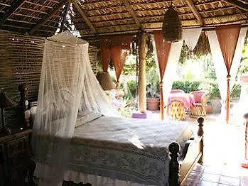 Cabo Hotel 2*